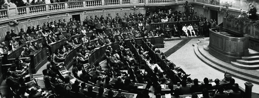 Sessão inaugural da Assembleia Constituinte, fotografia de Miranda Castela, 2 de junho de 1975.