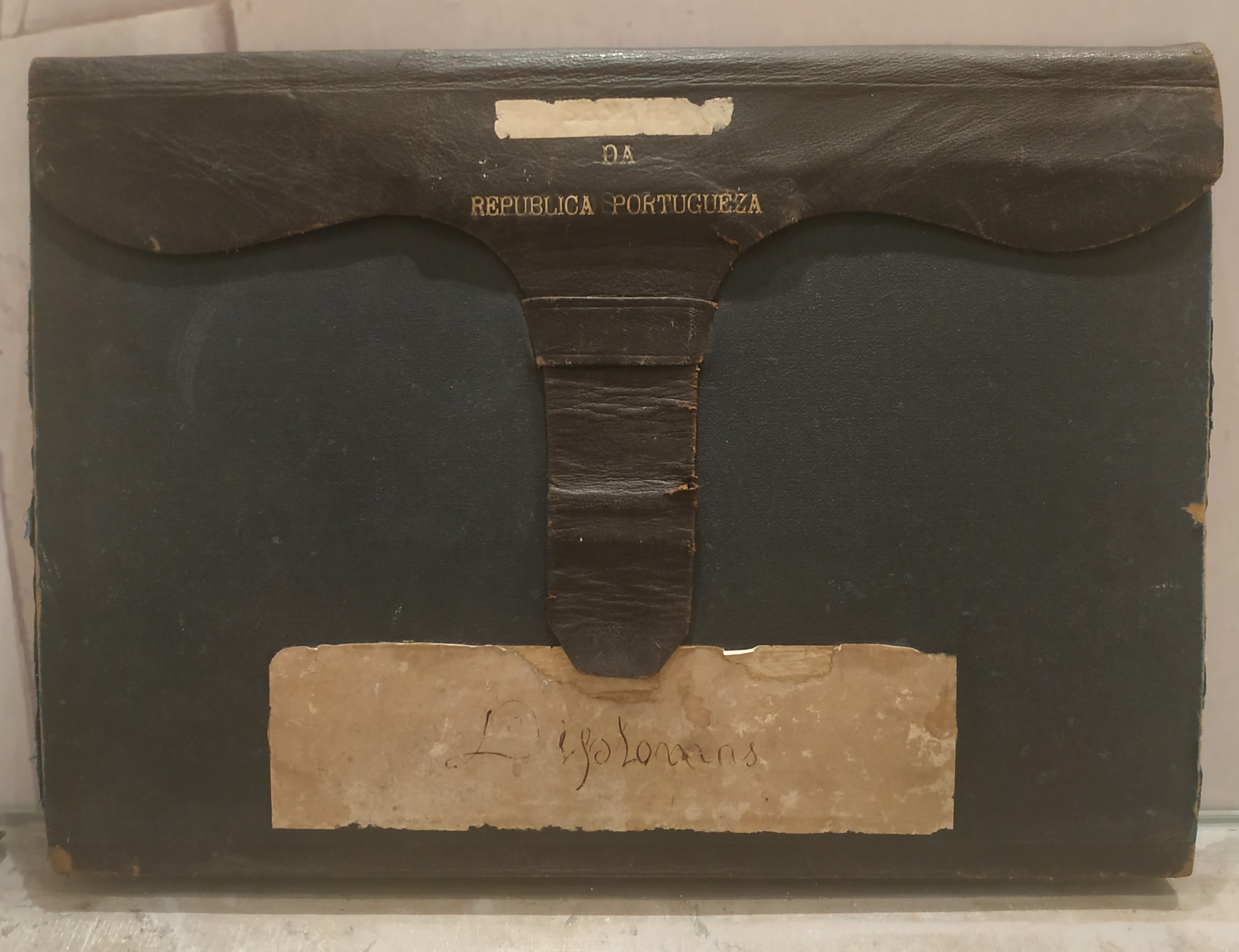 Pasta que servia para transportar documentação durante o período de vigência do Congresso da República