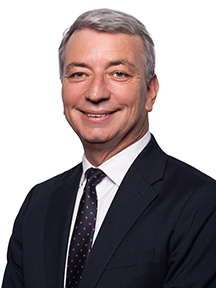 Presidente da 13.ª Comissão, Almiro Moreira​ 