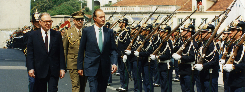 O Presidente Vítor Crespo com o Rei Juan Carlos de Espanha, em 1989