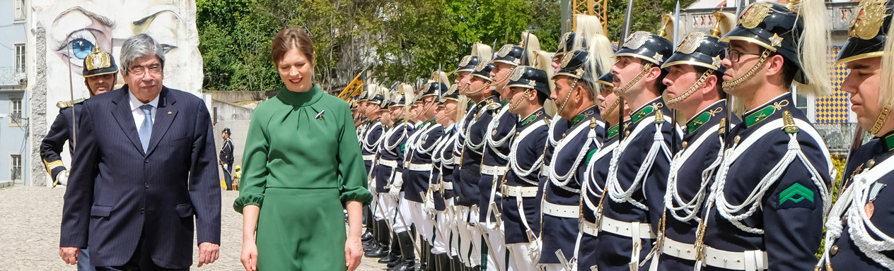 Presidente da Assembleia da República recebe em Cerimónia de Boas-Vindas, a Presidente da República da Estónia, Kersti Kaljulaid