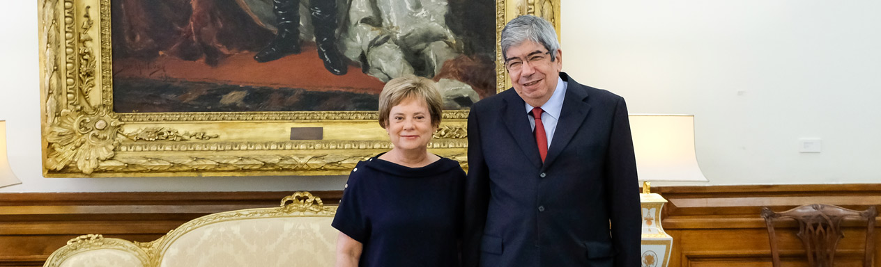 Provedora de Justiça, Professora Doutora Maria Lúcia Amaral e o Presidente da Assembleia da República