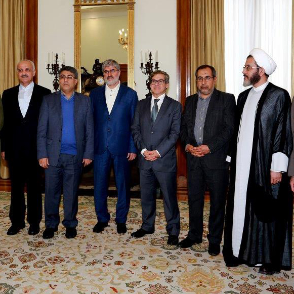 Jorge Lacão com a delegação iraniana